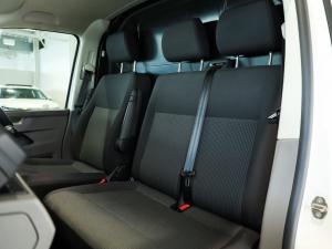 Volkswagen Transporter 2.0TDI panel van LWB manual - Image 12