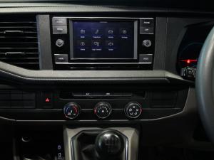 Volkswagen Transporter 2.0TDI panel van LWB manual - Image 9