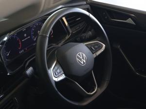 Volkswagen Polo hatch 1.0TSI Life manual - Image 18