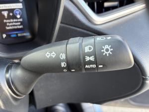 Toyota Corolla Cross 1.8 Hybrid XS - Image 14