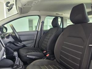 Renault Duster 1.5dCi Zen auto - Image 12