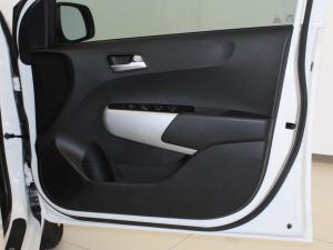 Kia Picanto 1.0 Street - Image 13