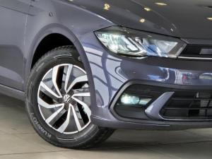 Volkswagen Polo hatch 1.0TSI Life auto - Image 5