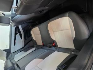 Land Rover Range Rover Evoque D200 R-Dynamic HSE - Image 5