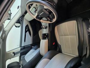 Land Rover Range Rover Evoque D200 R-Dynamic HSE - Image 6