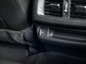 Nissan Navara 2.5DDTi double cab LE Plus - Image 17