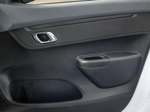 Renault Kwid 1.0 Zen auto - Image 15