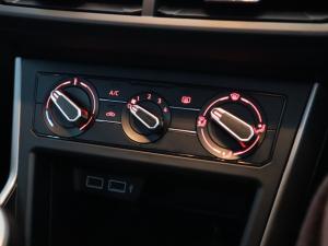 Volkswagen Polo hatch 1.0TSI Comfortline - Image 17