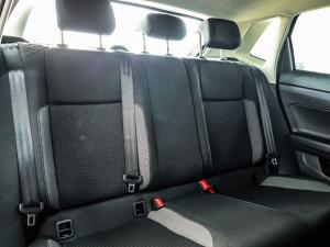 Volkswagen Polo hatch 1.0TSI Life auto - Image 16
