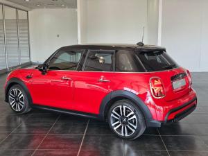 MINI Hatch Cooper Hatch 5-door - Image 3