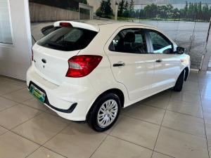 Ford Figo hatch 1.5 Ambiente - Image 3