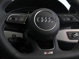 Audi A4 35TFSI Black Edition - Image 23