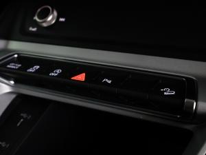 Audi Q3 40TFSI quattro S line - Image 23