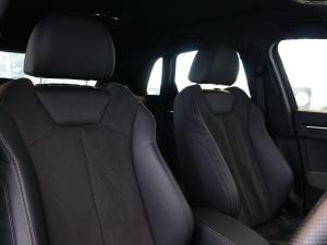 Audi Q3 40TFSI quattro S line - Image 23