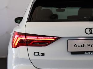 Audi Q3 Sportback 35TDI Black Edition - Image 11