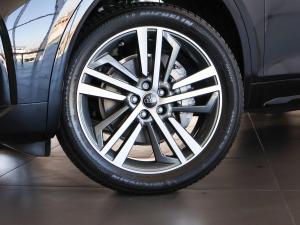 Audi Q5 40TDI quattro Black Edition - Image 3