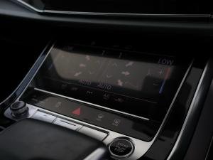 Audi Q7 45TDI quattro S line - Image 17