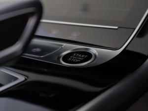 Audi Q7 45TDI quattro S line - Image 23