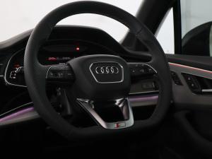 Audi SQ7 TFSI quattro Black Edition - Image 25