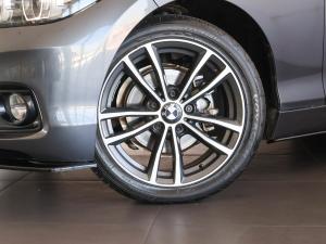 BMW 1 Series 118i 5-door Edition Sport Line Shadow auto - Image 3