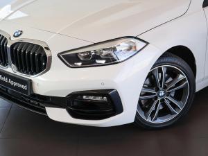 BMW 1 Series 118i Sport Line - Image 2