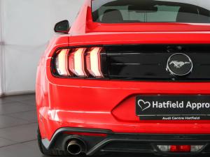 Ford Mustang 2.3T fastback - Image 12