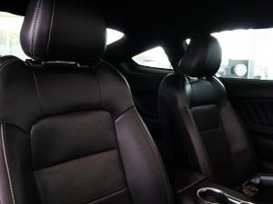 Ford Mustang 2.3T fastback - Image 19
