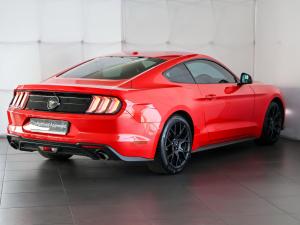 Ford Mustang 2.3T fastback - Image 9