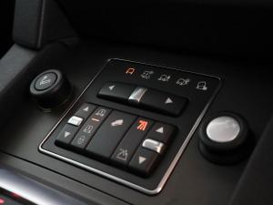 Land Rover Discovery SDV6 Graphite - Image 26
