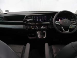 Volkswagen Caravelle 2.0BiTDI Highline 4Motion - Image 25