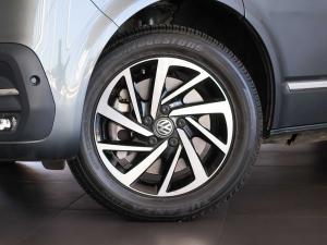 Volkswagen Caravelle 2.0BiTDI Highline 4Motion - Image 3