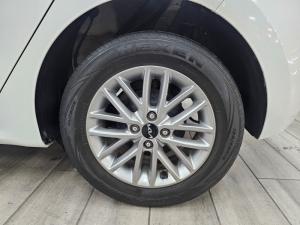 Kia Rio hatch 1.2 LS - Image 4