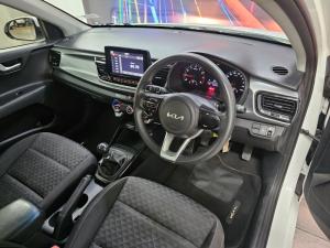 Kia Rio hatch 1.2 LS - Image 5