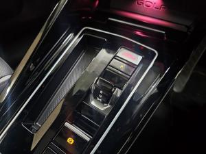 Volkswagen Golf GTI - Image 11