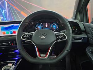 Volkswagen Golf GTI - Image 8