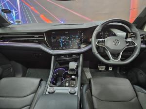 Volkswagen Touareg V6 TDI R-Line - Image 13