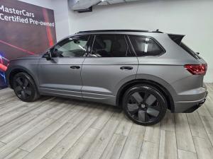 Volkswagen Touareg V6 TDI R-Line - Image 24