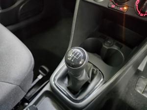 Volkswagen Polo Vivo hatch 1.4 Comfortline - Image 6