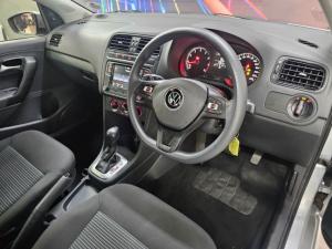 Volkswagen Polo Vivo hatch 1.6 Comfortline auto - Image 5