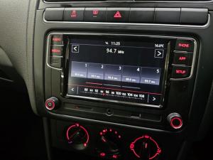 Volkswagen Polo Vivo hatch 1.6 Comfortline auto - Image 8