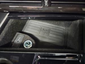Volkswagen Touareg V6 TDI Executive R-Line - Image 14