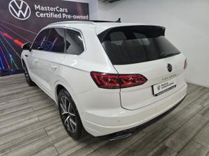 Volkswagen Touareg V6 TDI Executive R-Line - Image 5