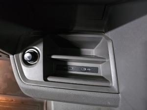 Volkswagen Crafter 35 2.0TDi MWB 103KW automaticP/V - Image 7