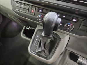 Volkswagen Transporter 2.0BiTDI Kombi SWB Trendline Plus 4Motion - Image 5