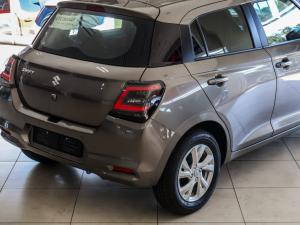 Suzuki Swift 1.2 GL+ manual - Image 17