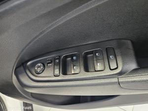 Hyundai Venue 1.0T Motion auto - Image 10