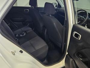 Hyundai Venue 1.0T Motion auto - Image 16