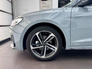 Audi A1 Sportback 30TFSI Advanced - Image 3