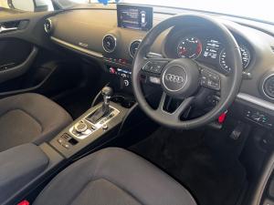 Audi A3 Sportback 30TFSI S line - Image 7