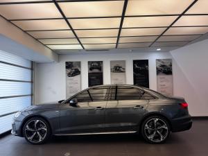 Audi A4 35TFSI Black Edition - Image 3
